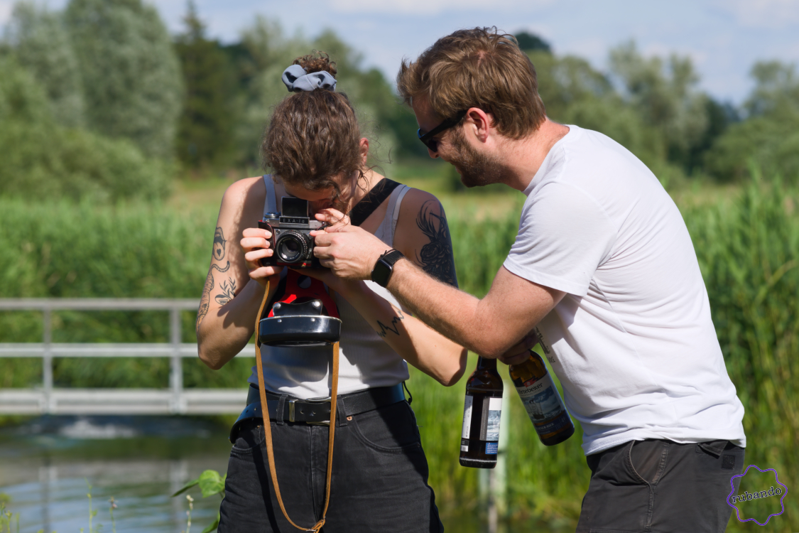 Analoges_Fotografieren.jpg Anleitung beim Fotografieren